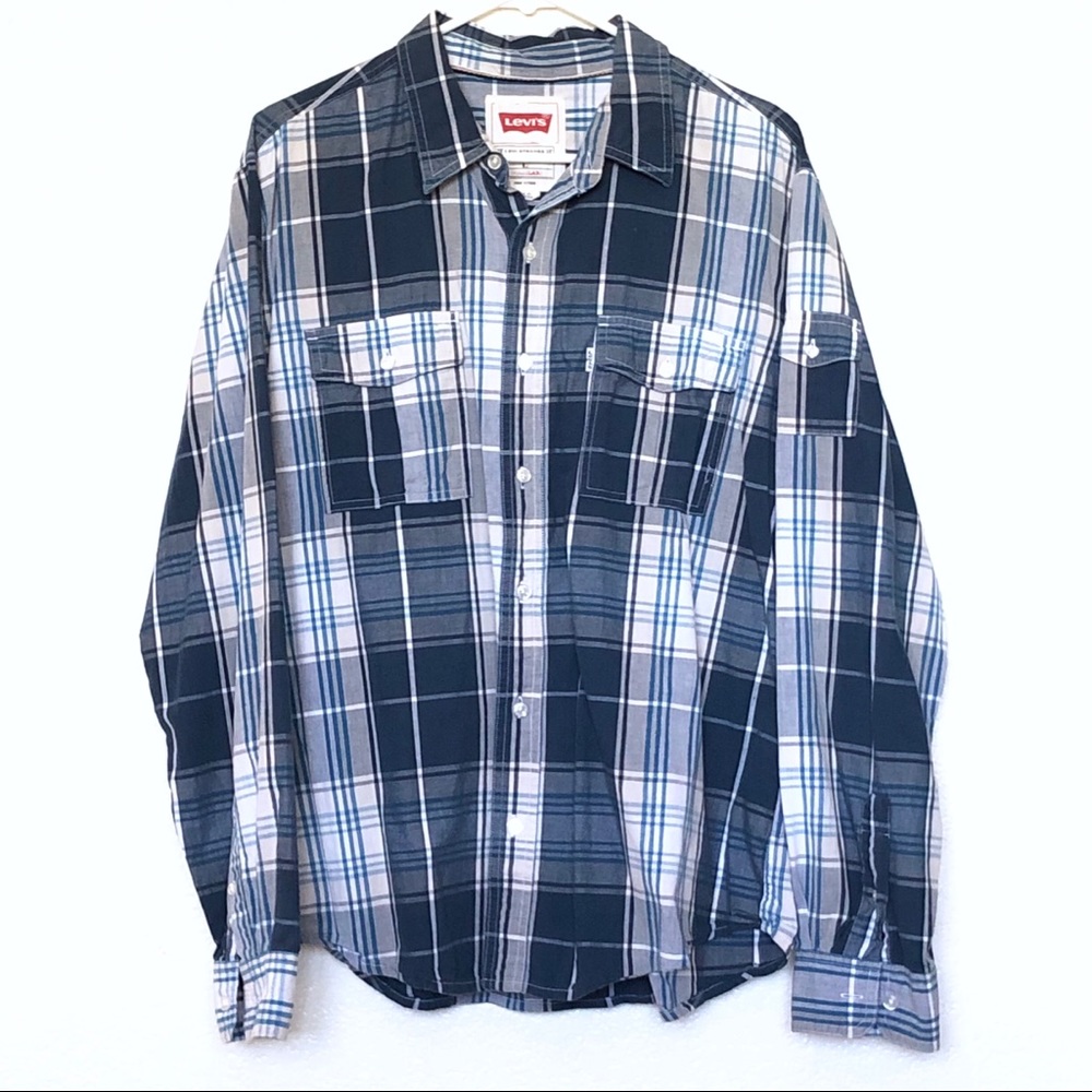 Levi’s men’s cotton blue plaid longsleeve shirt. L